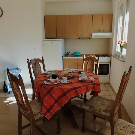 For Families Pakoštane