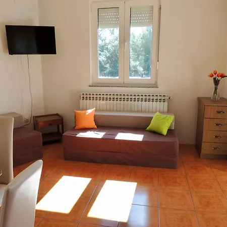 Apartment For Families Pakostane